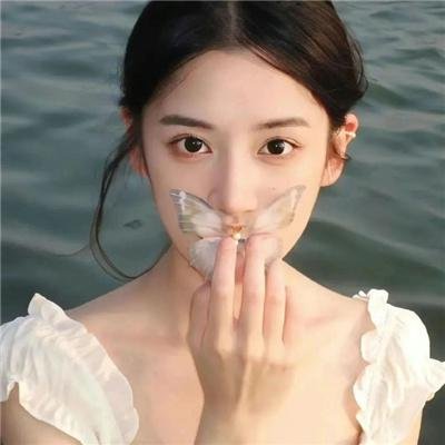 乘风而上的她